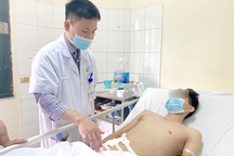 Nam thanh niên bị đứt ống dẫn tinh sau tai nạn giao thông