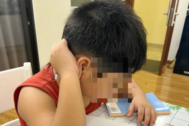 Trẻ ôn thi học kỳ căng như chuyển cấp: "Bố mẹ lòng tham không đáy?"