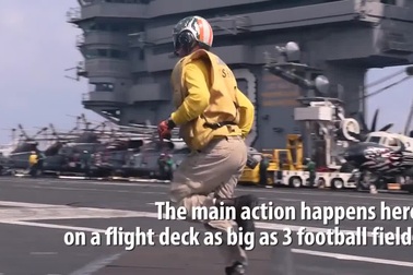 Cuộc sống trên “thành phố nổi” USS Carl Vinson vừa thăm Việt Nam