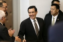 Ông Mã Anh Cửu định thị sát trái phép đảo Ba Bình