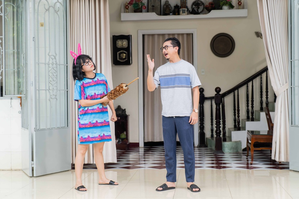 Hôn nhân Lâm Vỹ Dạ - Hứa Minh Đạt được đưa lên phim Gia đình khó dễ - 2 Hôn nhân Lâm Vỹ Dạ - Hứa Minh Đạt được đưa lên phim Gia đình khó dễ - 2