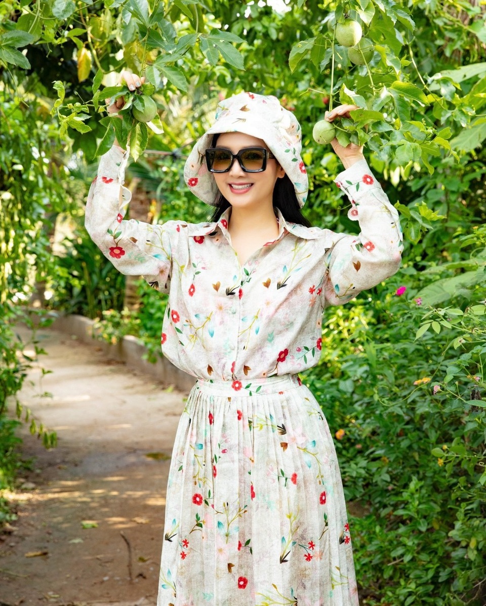 Hoa hậu Phạm Hương khoe ảnh hiếm của con trai khi 4 tháng tuổi - 11 Hoa hậu Phạm Hương khoe ảnh hiếm của con trai khi 4 tháng tuổi - 11