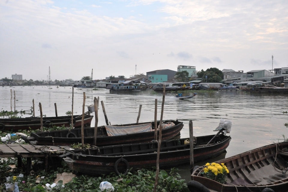 Hoạt động của người dân cả nước sáng ngày đầu năm mới Tân Sửu - 22