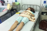 Bí thư xã bị vợ tố ngoại tình, vũ phu