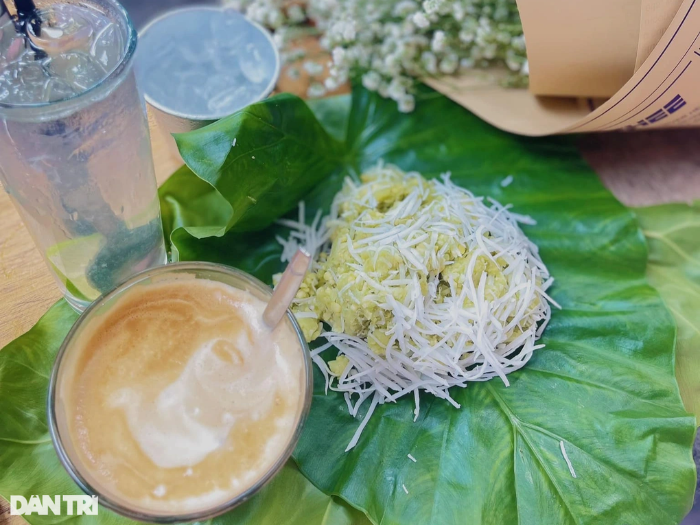Cốm, sấu chín, quả thị giá cao vẫn đắt hàng - 3 Cốm, sấu chín, quả thị giá cao vẫn đắt hàng - 3