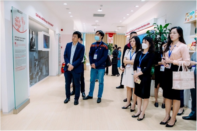 Khách tham quan bảo tàng Ajinomoto tại Hà Nội.