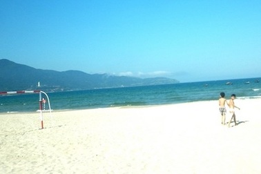 Đôi nam nữ chết đuối dưới biển nghi tự tử