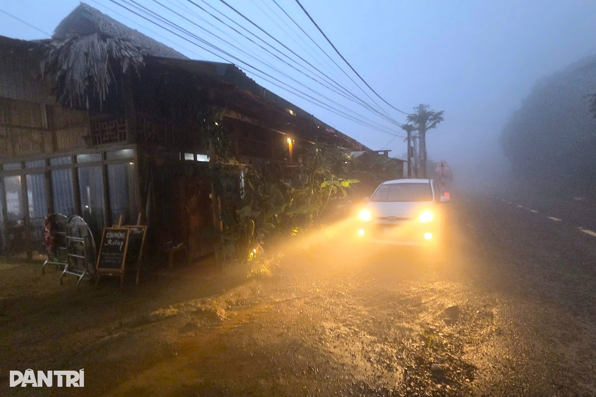 Ngắm bản làng Pù Luông trong làn sương mù mờ ảo - 11 Ngắm bản làng Pù Luông trong làn sương mù mờ ảo - 11