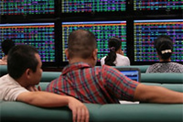 Thị trường tiếp tục đi xuống