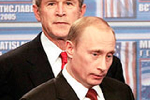 Con bài NATO trong quan hệ Nga-Mỹ