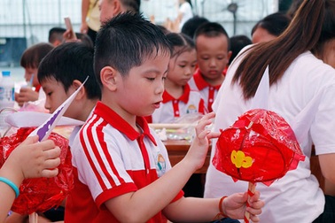 Hà Nội: Tết Trung Thu này, xem gì, đi chơi đâu?