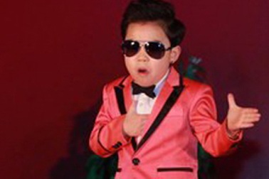 “Tiểu Psy”: “Vốn tiếng Việt của em là câu “Xin chào””