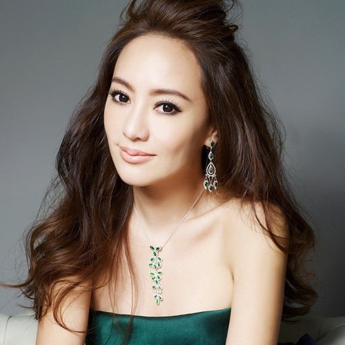 Hai thiên vương châu Á lụi tàn hay thăng hoa vì cách đối xử với vợ - 9 Hai thiên vương châu Á lụi tàn hay thăng hoa vì cách đối xử với vợ - 9