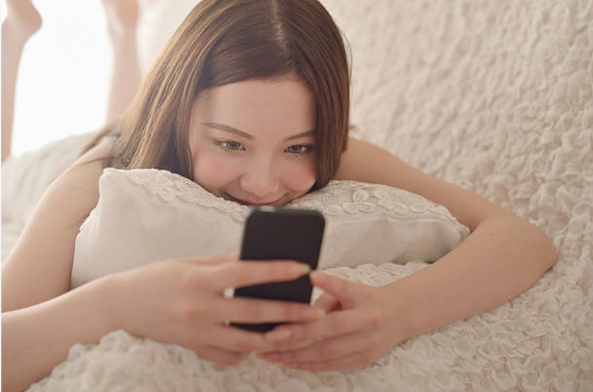 Người phụ nữ yêu bạn sâu sắc sẽ có những hành động này - 1 Người phụ nữ yêu bạn sâu sắc sẽ có những hành động này - 1