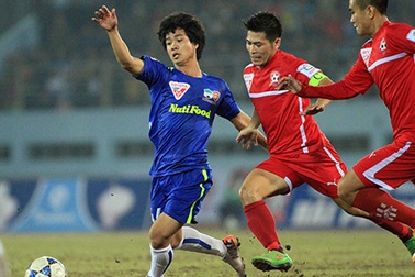 Bầu Đức muốn Công Phượng sang Nhật để giải tỏa áp lực tâm lý