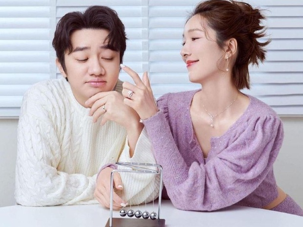 7 năm tình yêu đích thực của chú lùn TVB và vợ hoa hậu - 8 7 năm tình yêu đích thực của chú lùn TVB và vợ hoa hậu - 8