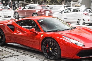 Những vụ chuyển nhượng xe đình đám của ông Đặng Lê Nguyên Vũ trong năm qua