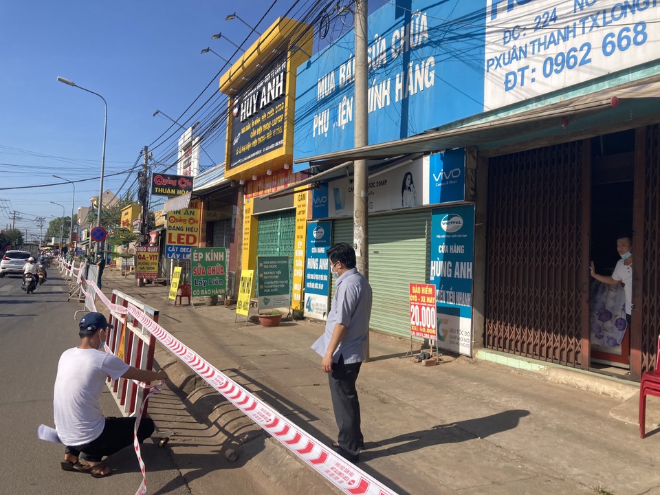 2 học sinh là F2 của ca 2999, TP Long Khánh phong tỏa 1 dãy nhà - 4 2 học sinh là F2 của ca 2999, TP Long Khánh phong tỏa 1 dãy nhà - 4