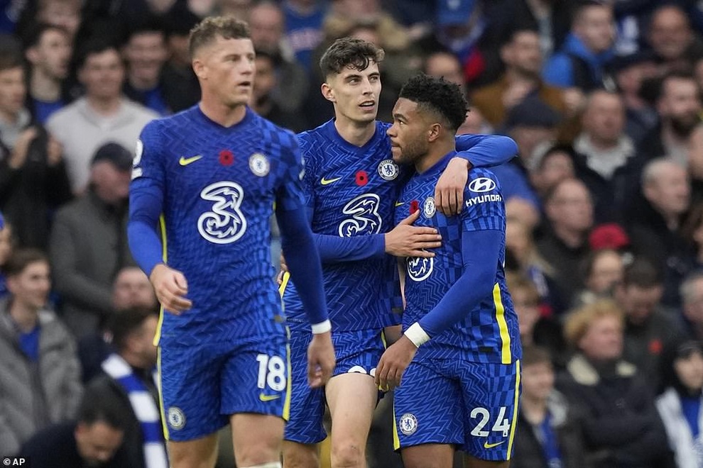 Chelsea nới rộng khoảng cách với Man Utd lên 8 điểm - 1 Chelsea nới rộng khoảng cách với Man Utd lên 8 điểm - 1