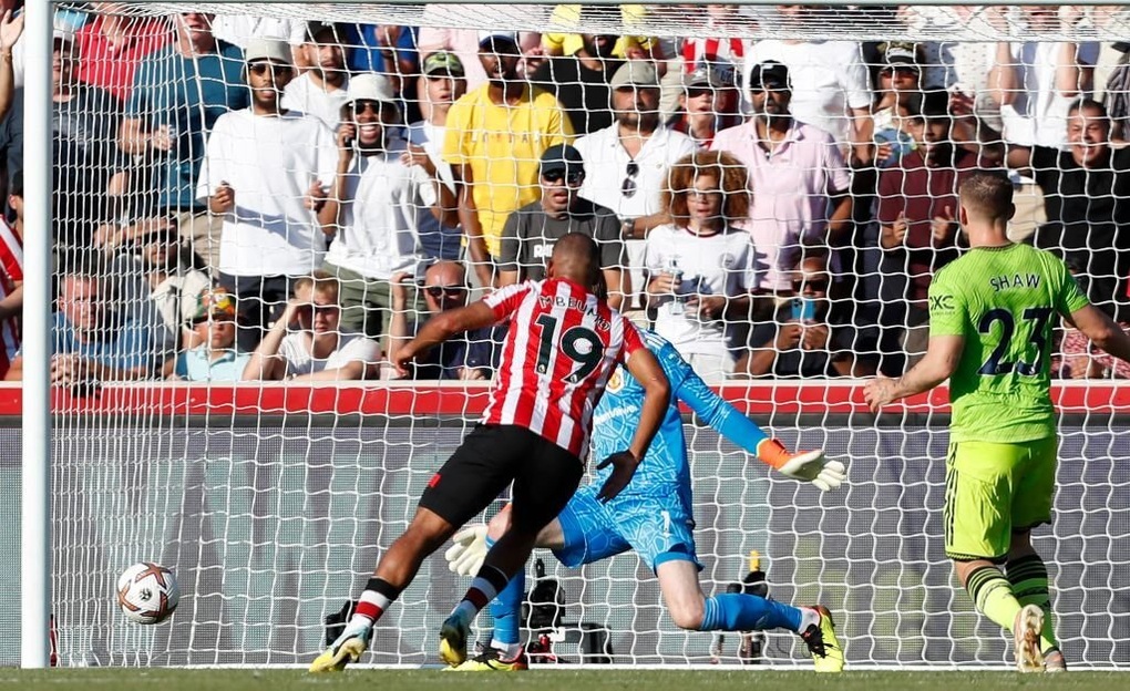 Man Utd thua thảm trên sân Brentford - 3 Man Utd thua thảm trên sân Brentford - 3