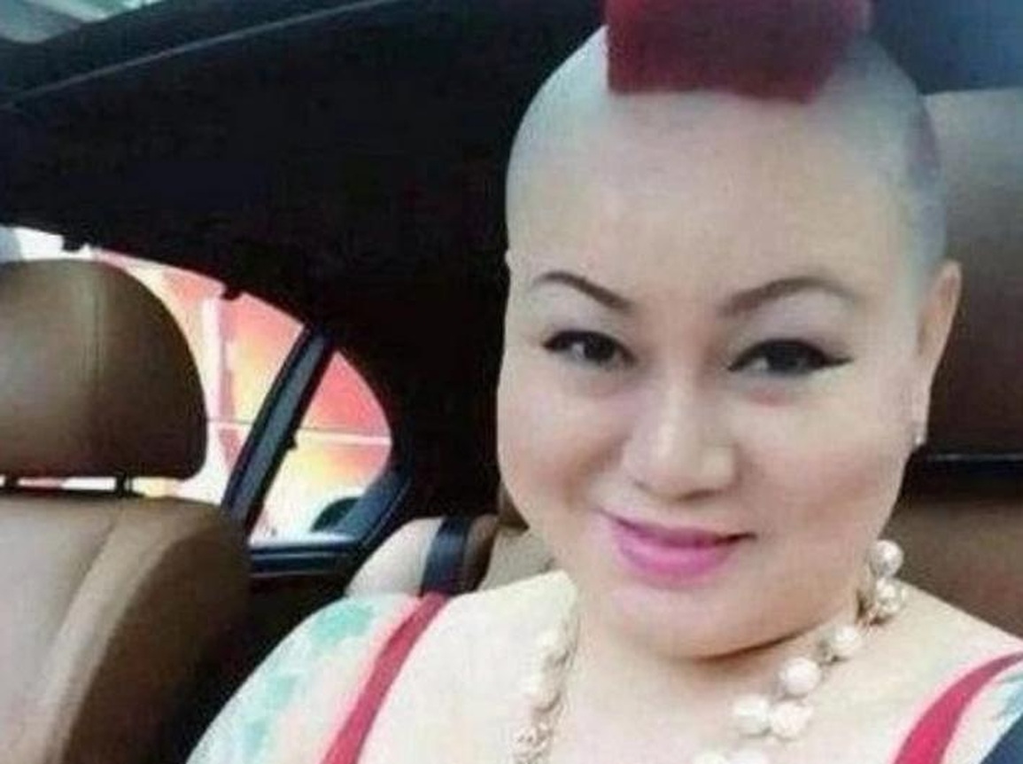 Nữ đại gia từng đăng tin tuyển bạn trai tặng Bentley, giờ ra sao? - 2 Nữ đại gia từng đăng tin tuyển bạn trai tặng Bentley, giờ ra sao? - 2