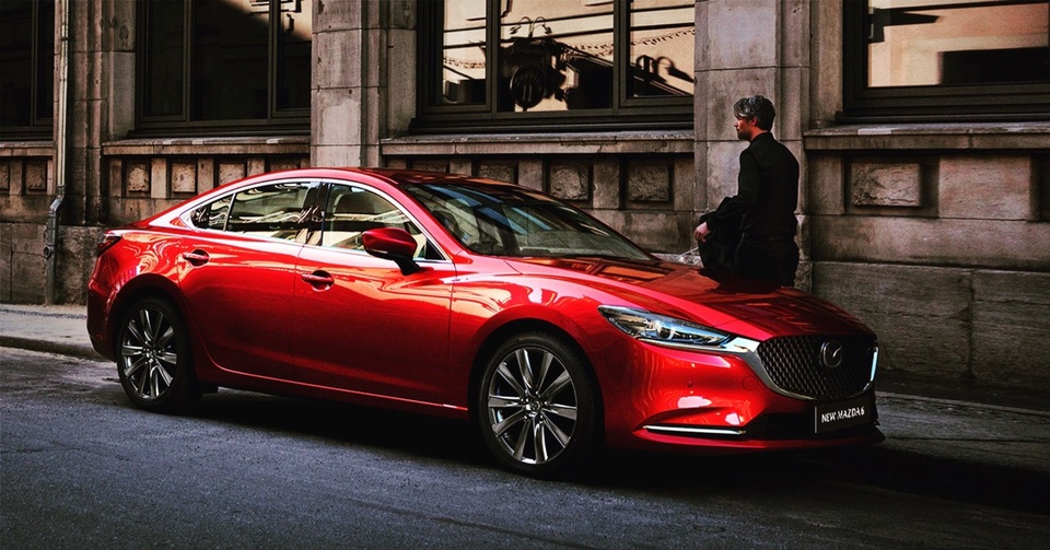 Vì sao doanh nhân trẻ lựa chọn New Mazda6? - 2 Vì sao doanh nhân trẻ lựa chọn New Mazda6? - 2