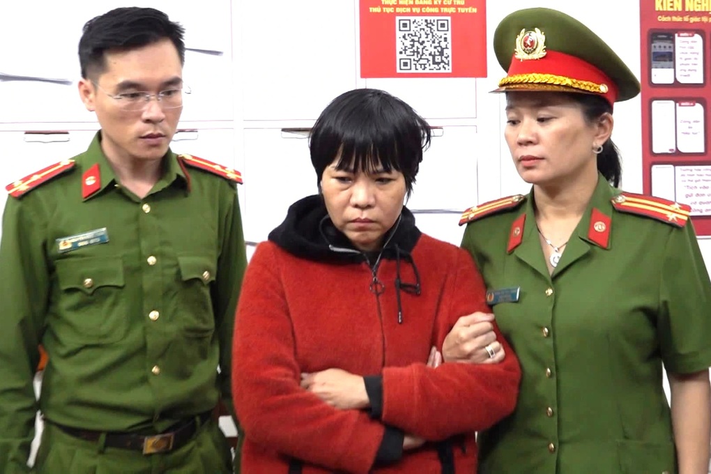 Người mẹ nghi sát hại con ruột để trục lợi bảo hiểm từng lĩnh 40 tháng tù - 1 Người mẹ nghi sát hại con ruột để trục lợi bảo hiểm từng lĩnh 40 tháng tù - 1