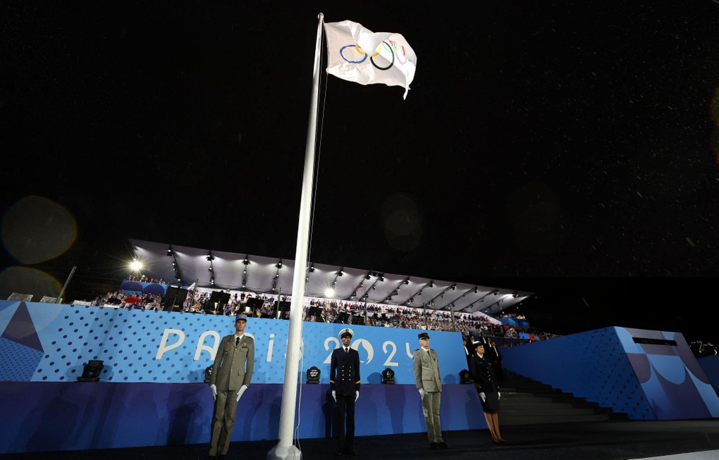 Khai mạc Olympic Paris 2024: Màn diễu hành độc đáo trên sông Seine - 36