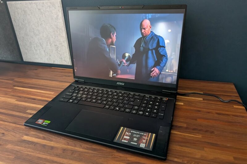 MSI Stealth A18 AI+: Một cỗ máy chơi game mạnh mẽ với giá cả hợp lý?