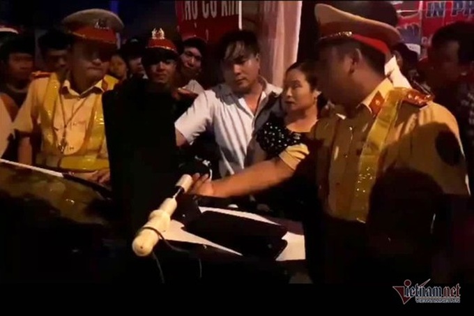 Chủ nhiệm UB Kiểm tra tông chết người, Giám đốc Công an Hà Tĩnh nói gì? - Ảnh 2. Chủ nhiệm UB Kiểm tra tông chết người, Giám đốc Công an Hà Tĩnh nói gì? - Ảnh 2.