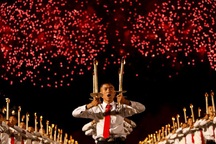 Hàng nghìn người tham gia đồng diễn đuốc độc đáo tại Triều Tiên