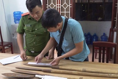 Mâu thuẫn, 2 nhóm thanh niên hẹn nhau ra nghĩa địa nổ súng