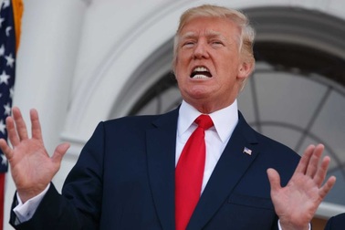 Ông Trump nói toàn dân Mỹ sẽ có vắc xin Covid-19 vào đầu năm sau