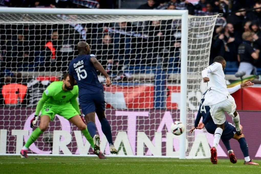 Messi và Mbappe vô duyên, PSG nhận cú sốc ở Ligue 1 - 3 Messi và Mbappe vô duyên, PSG nhận cú sốc ở Ligue 1 - 3