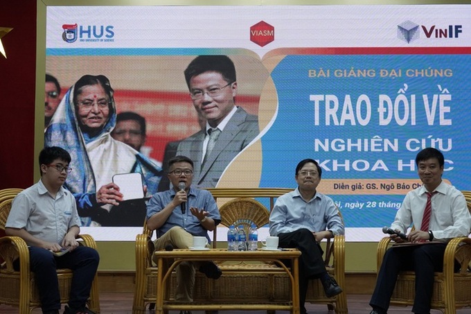 GS. Ngô Bảo Châu: Shock khi nhận bảng lương đầu tiên, không đủ tiền mua chiếc vé máy bay về Việt Nam - Ảnh 3.