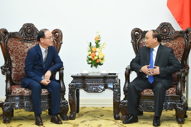 Thủ tướng đề nghị Samsung hỗ trợ phát triển công nghiệp phụ trợ của Việt Nam