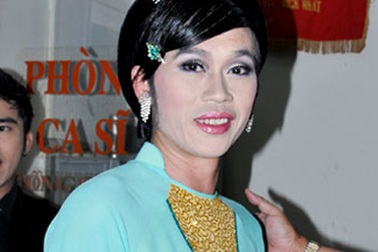 Hoài Linh: Tết toàn ăn… cơm hộp