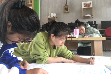 Cô gái dân tộc Thái cảm giác "chết đi từng ngày" nếu không được học