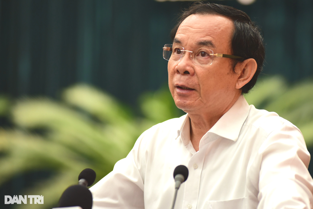 Bí thư TPHCM: Có cần thay đổi việc siết chặt kiểm tra nồng độ cồn? - 1 Bí thư TPHCM: Có cần thay đổi việc siết chặt kiểm tra nồng độ cồn? - 1