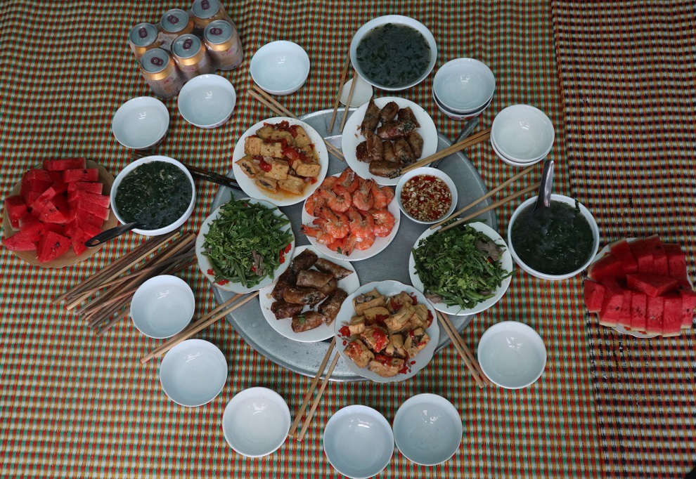 Tháng Bảy, xúc động những bữa cơm tri ân thân nhân liệt sĩ - 2 Tháng Bảy, xúc động những bữa cơm tri ân thân nhân liệt sĩ - 2