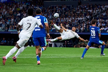 Real Madrid lập kỷ lục khó xô đổ tại UEFA Champions League