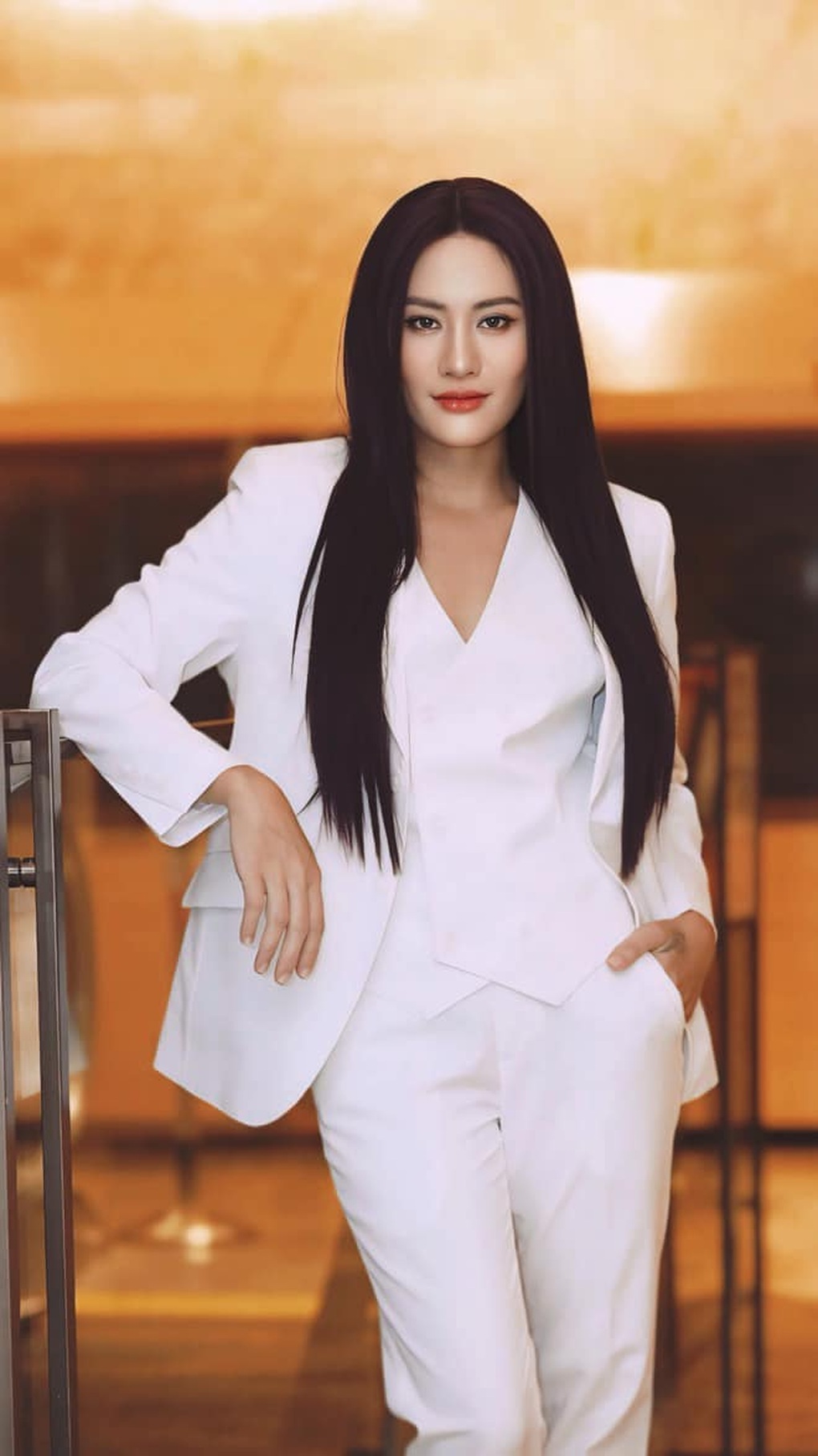 Diễn viên Minh Cúc: Bông hoa đẹp nhất là bông hoa vươn lên - 1 Diễn viên Minh Cúc: Bông hoa đẹp nhất là bông hoa vươn lên - 1