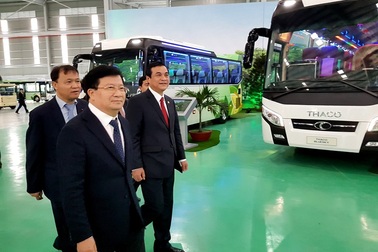 Xuất khẩu xe buýt ra thị trường Đông Nam Á