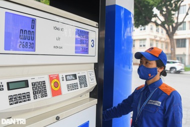 Việt Nam chi hơn 6,8 tỷ USD nhập xăng dầu