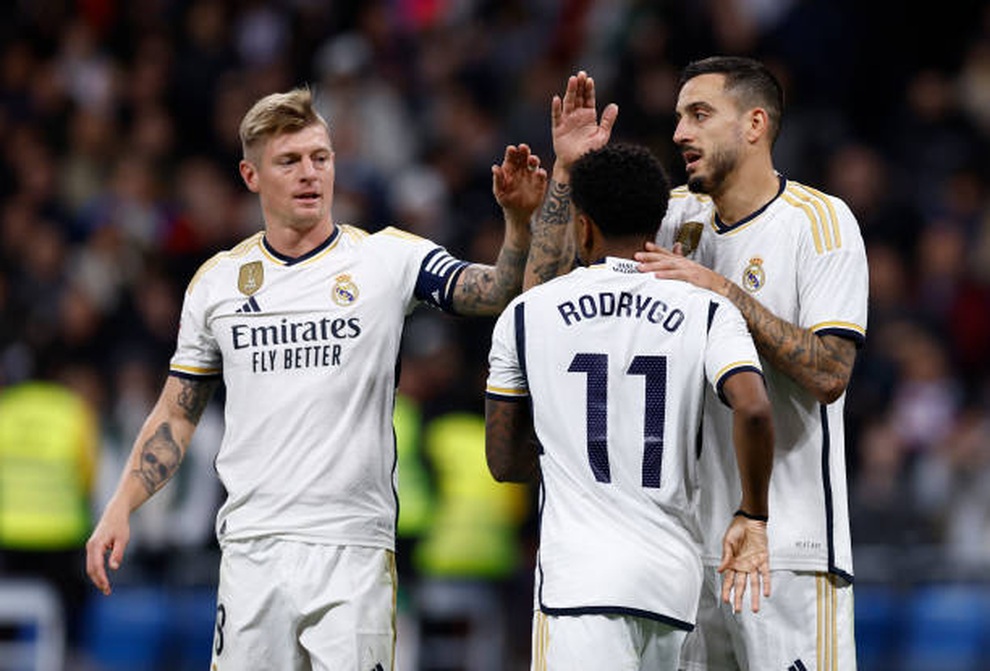 Tiền đạo Tây Ban Nha quyết tâm buộc Toni Kroos giải nghệ sớm - 3 Tiền đạo Tây Ban Nha quyết tâm buộc Toni Kroos giải nghệ sớm - 3