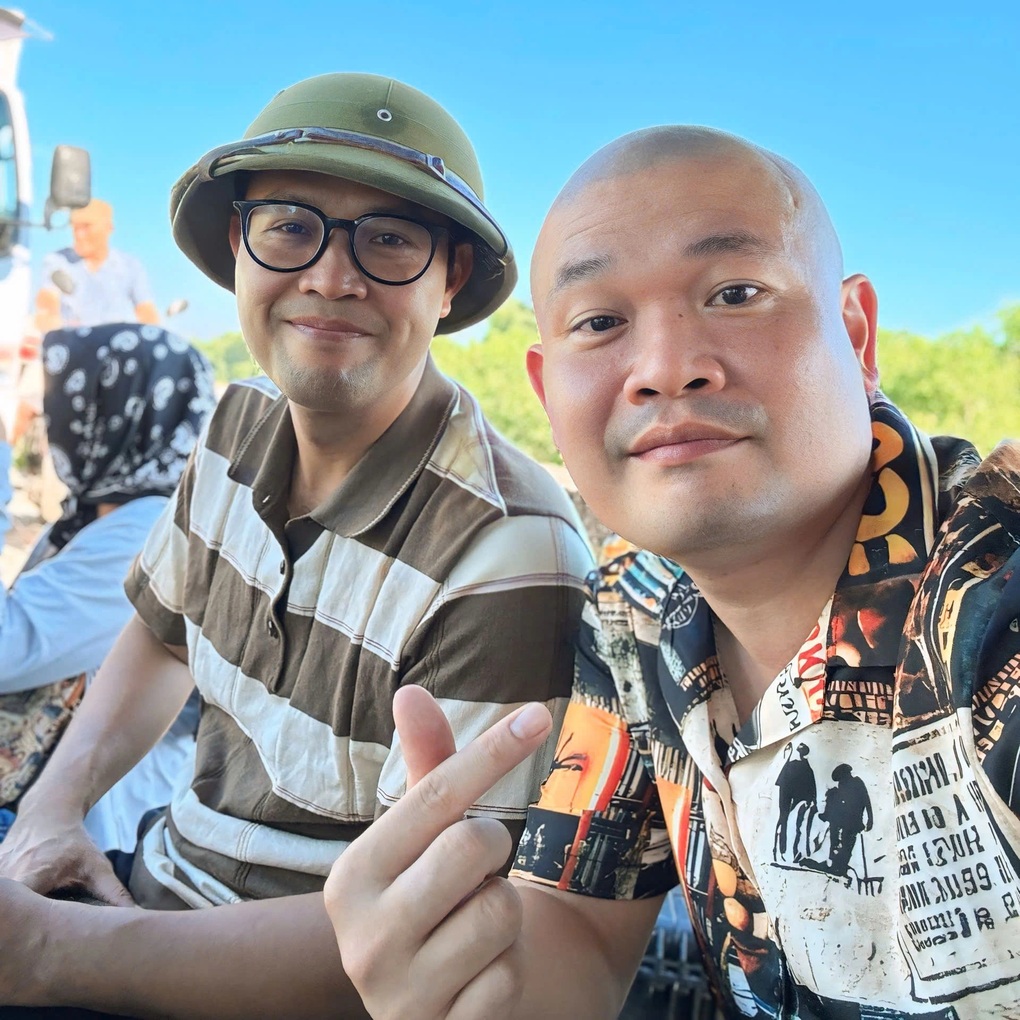 Cường Cá nói về vai chủ trang trại ở VTV: Tôi nhịn đau để diễn - 2 Cường Cá nói về vai chủ trang trại ở VTV: Tôi nhịn đau để diễn - 2