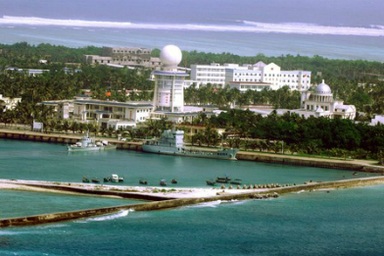 Những dị thường trên tàu du lịch trái phép Hoàng Sa của Trung Quốc