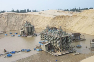 Dừng hoạt động khai thác khoáng sản của 13 doanh nghiệp