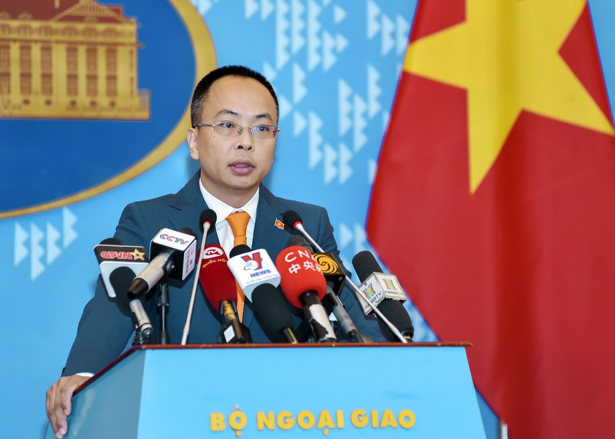 Việt Nam lên tiếng việc hải cảnh Trung Quốc giam người không qua xét xử - 1