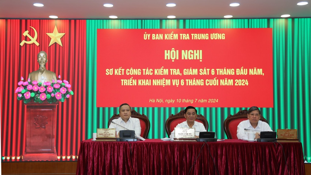 Đề nghị Bộ Chính trị, Ban Bí thư kỷ luật 4 cán bộ vi phạm kê khai tài sản - 1